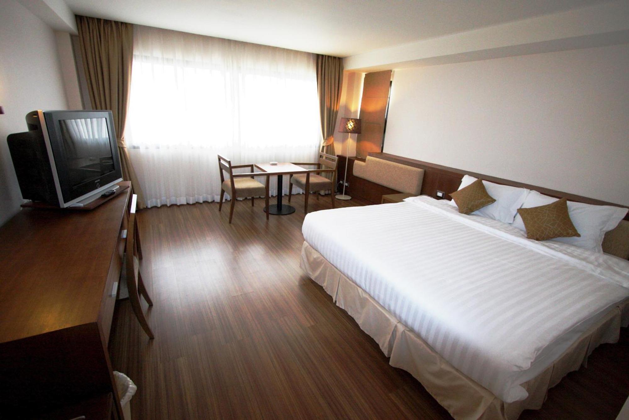 Hiran Residence Patong Eksteriør bilde