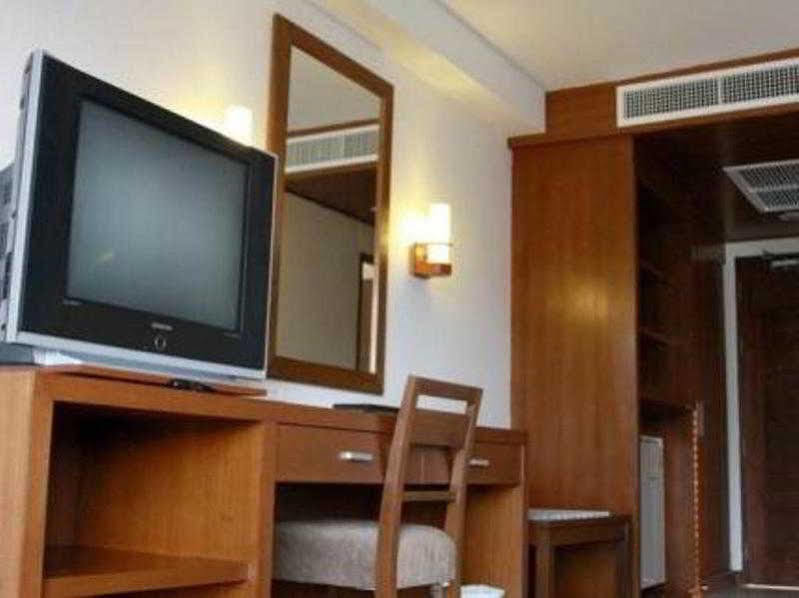 Hiran Residence Patong Eksteriør bilde